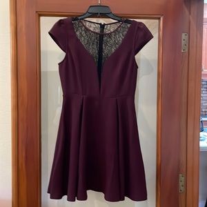BCBG dress maroon with black lace size 6